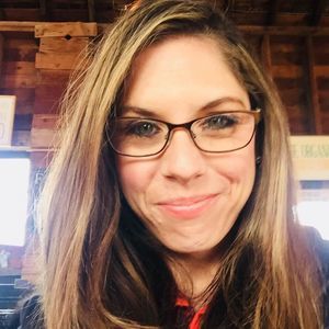 Meet your Posher, Dana